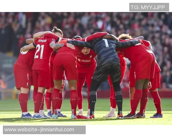 科纳特社媒分享与赫拉芬贝赫合照庆祝结束四连败重回胜利轨道