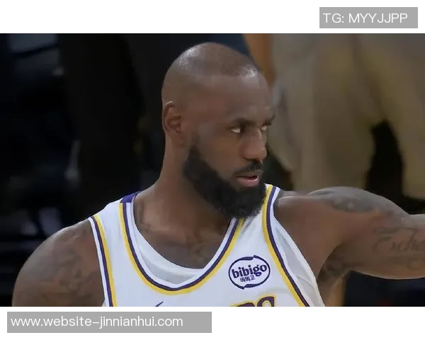 詹姆斯助攻总数超越保罗独占历史第二再创里程碑成就