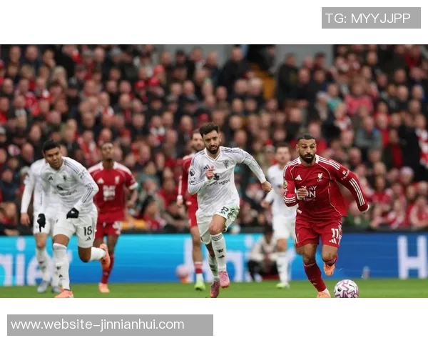 曼联客战维拉面临严峻考验四名主力缺阵能否延续连胜纪录